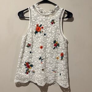 Maeve Anthropologie White Floral Embroidered Lace Shell Top Sleeveless Sz 2